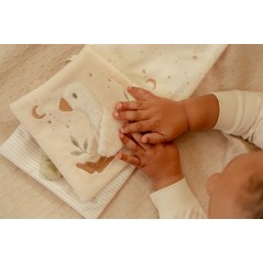 Libro Blandito Actividades Newborn Nature de Little Dutch en La Comba