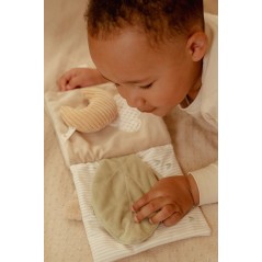 Libro Blandito Actividades Newborn Nature de Little Dutch en La Comba