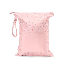 Bolsa impermeable grande infantil de Tutete, modelo Blossom Birds, en color rosa empolvado con estampado de pájaros y flores