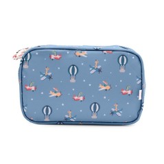 Bolsa sanitaria o neceser infantil rectangular de la colección Planes de Tutete con un estampado repetitivo de ositos en globos
