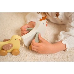 Arrastre Pollitos Little Farm +18 meses